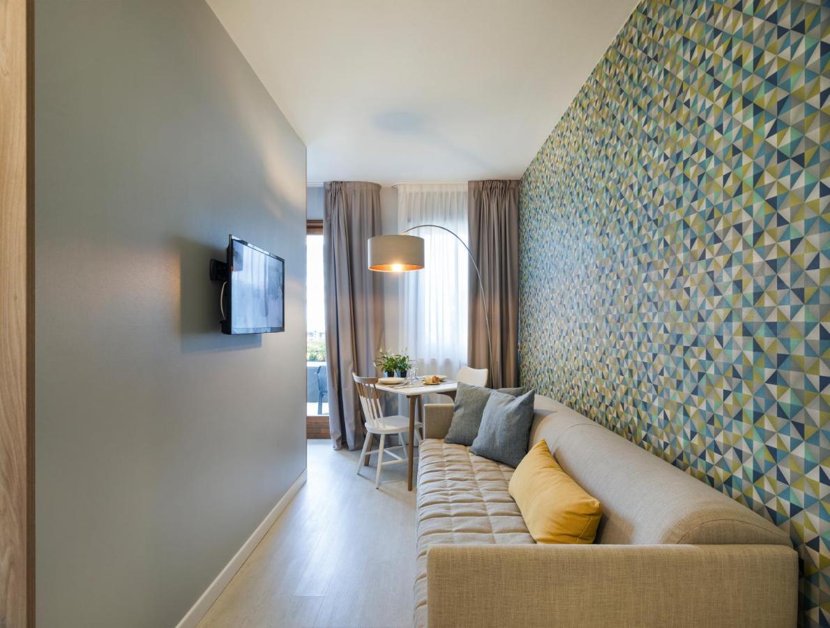 Hatelier Garda Home By Enjoy Garda Hotel Peschiera del Garda Esterno foto