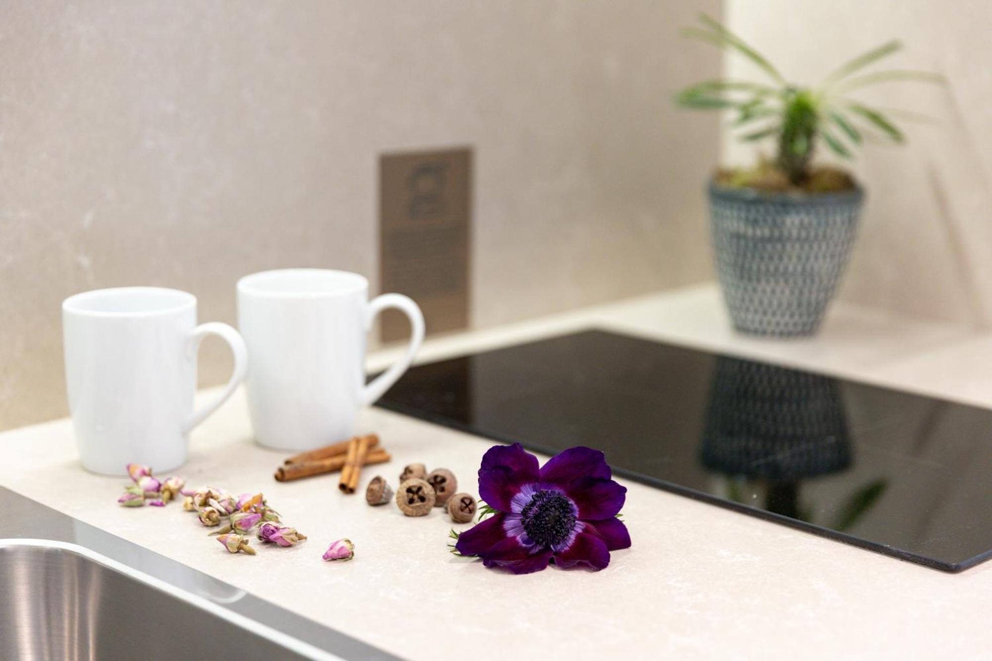 Hatelier Garda Home By Enjoy Garda Hotel Peschiera del Garda Esterno foto