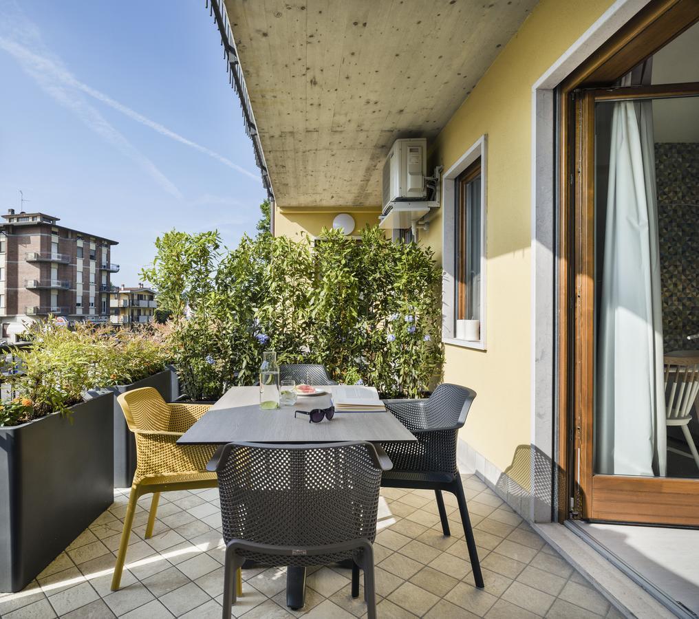Hatelier Garda Home By Enjoy Garda Hotel Peschiera del Garda Esterno foto